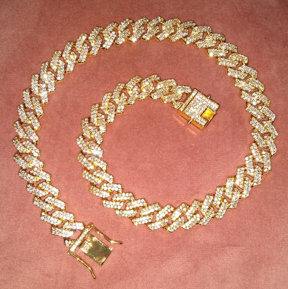 BELJOY: CHLOE CRYSTAL CUBAN CHAIN NECKLACE